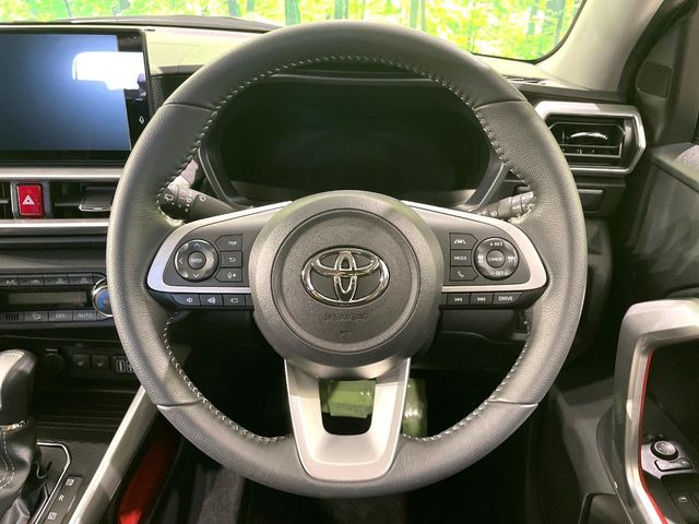 �y�����v�����X�e�A�����O�z�㎿�Ȋv���g�p���邱�ƂŁA��ɂ����������݂ƂĂ��^�]���₷���n���h���ł���