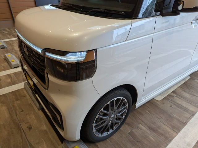 N-BOXカスタムターボ コーディネートスタイル モノトーン