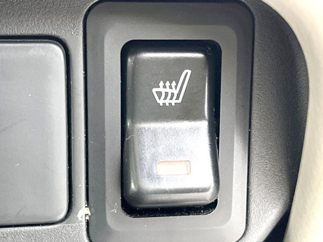 �y�^�]�ȃV�[�g�q�[�^�[�z�������ɏd�󂷂�V�[�g�q�[�^�[!�G�A�R����葁�����܂��Ă����̂Ŋ�����̐l�����S�ł��ˁ�G�A�R���̉����͊������邩����A�Ƃ������ɂ����������߂ł��B