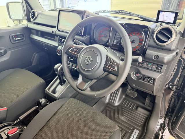 ���X�̓W���Ԃ̂قƂ�ǂ��A�{�B���d������s���Ă���܂�!�����̃T�r�����Ȃ��A�R���f�B�V�������ǍD�ł�!���l�i���ł�����薳�ʂ��Ȃ��A���񋟂ł���M���M���̉��i�ł��񋟂����Ă��������Ă���܂���