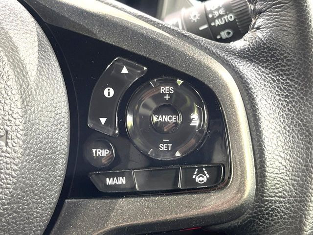 �y�A�_�v�e�B�u�N���[�Y�R���g���[���z�������H�ł̒��������s���y��!!�����ő��x��ۂN���[�Y�R���g���[�����A�Փˌy���V�X�e���ƘA�g���A�O���̎ԗ������m���ĎԊԂ�ۂ悤�ɑ��x���߂��Ă���܂�!!