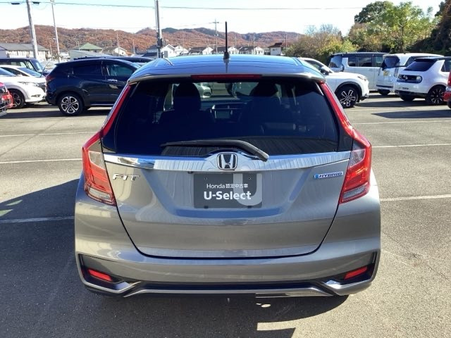 フィット1.5 ハイブリッド L ホンダセンシング