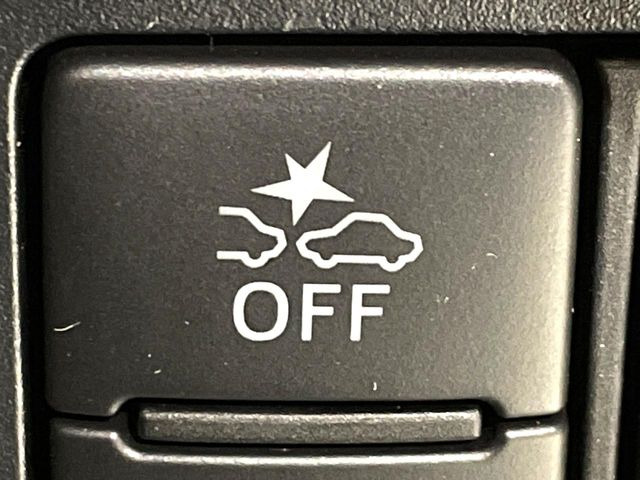 �y�g���^�Z�[�t�e�B�Z���X�z���s���ɑO���̎ԗ�����F�����A�Փ˂������Ȏ��͌x��ƃu���[�L�ŏՓˉ���Ɣ�Q�y�����A�V�X�g�B�����S�Ƀh���C�u�����y���݂��������܂��B