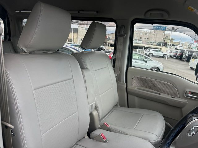 �^�]�Ȃ܂��ɂ͏\���ȃX�y�[�X������A�啿�ȕ��ł��������^�]���Ă�����������ł��B