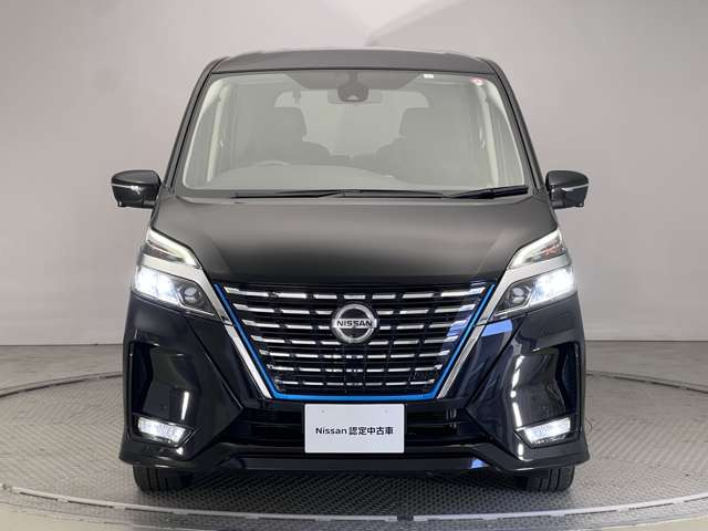 セレナ1.2 e-POWER ハイウェイスターV