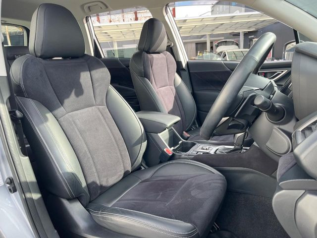 �y�n�[�t���U�[�V�[�g�z�������ƍ���S�n�𗼗������l�C�̃V�[�g���w�ʁE���ʂ̓X�G�[�h���ƂȂ��Ă���A���G��⊊��ɂ����ɗD��Ă��܂��B�C���╞���ɍ��E���ꂸ���K�ɂ���肢�������܂��B