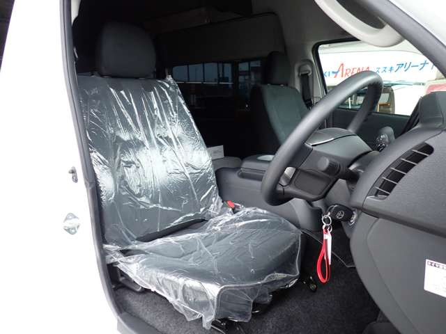 �����_�񂩂�[�Ԃ܂ŒS���c�Ƃ𒆐S�ɁA�e�X�^�b�t�S�����͂̏�A�v���ɐi�߂����Ă��������܂��B�_���Ԍɏؖ����̎葱�����ɁA�[�ԑO�Ԍ����͓_���������Ē����A�x�X�g�ȑԐ��Ŕ[�Ԃ̏����������Ē����܂���