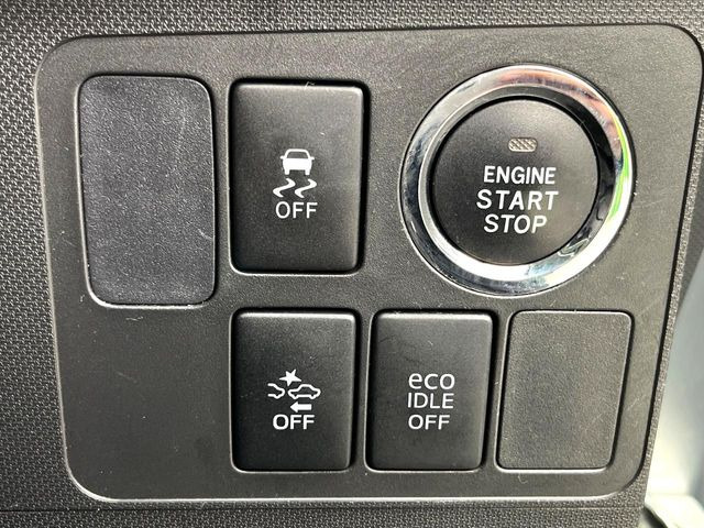 �y�X�}�[�g�A�V�X�g�z���s���ɑO���̎ԗ�����F�����A�Փ˂������Ȏ��͌x��ƃu���[�L�ŏՓˉ���Ɣ�Q�y�����A�V�X�g�B�����S�Ƀh���C�u�����y���݂��������܂��B