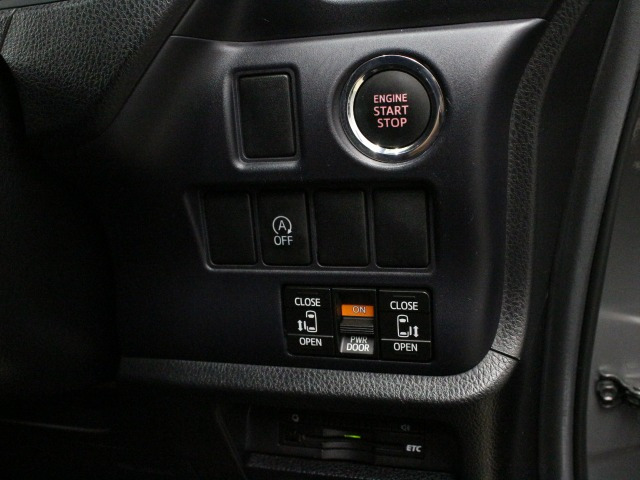 ノア2.0 X ディライト プラス