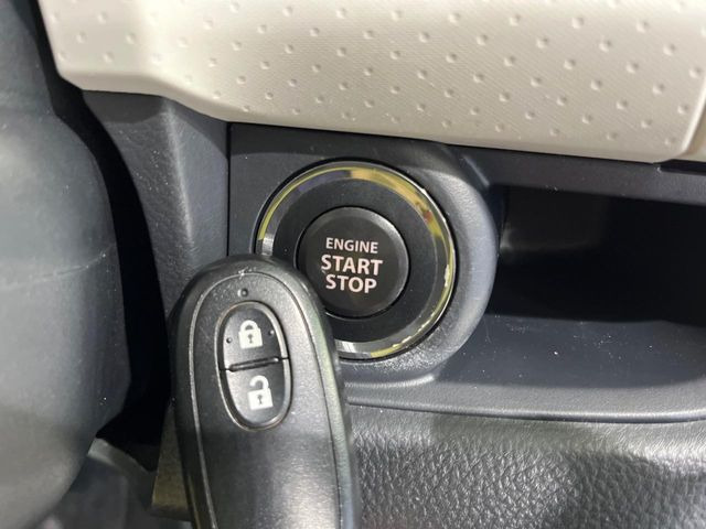 �y�L�[���X�X�^�[�g�V�X�e���z�J�o����|�P�b�g�ɓ��ꂽ�܂܂ł��h�A�̎{���E�������\�ȃX�}�[�g�L�[�𑕔��B�G���W���̃I���E�I�t�����J�M�����o���K�v����������Ƃ��Ă��֗��ł���