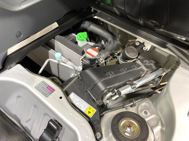 ���S�̍Œ�10�N�E���s�������ۏ�(�L��)�����p�ӁB�ۏؓ��e���[���͂������A�����_��&�I�C��������A�N�����x�̑S���E24���ԃ��[�h�T�[�r�X���t�т���Ă���܂��̂ł����S�������B