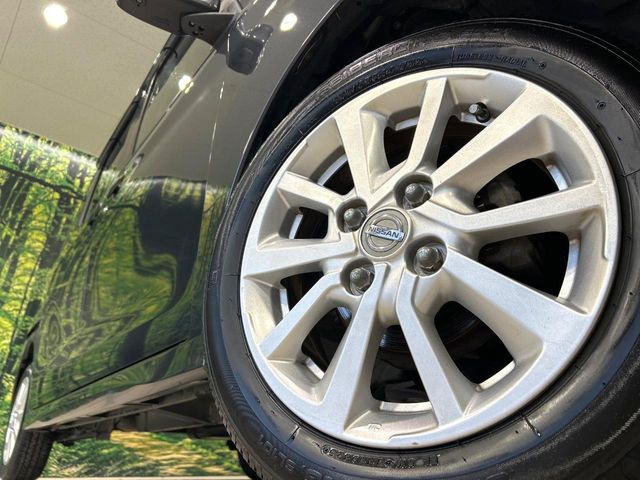 �y����14�C���`�A���~�z�C�[���z�O�ςɃ}�b�`���������A���~�z�C�[���𑕒����Ă���܂��B�e��ЊO�A���~�z�C�[����A�X�^�b�h���X�^�C�����戵�����Ă���܂��B���񂲑��k����������