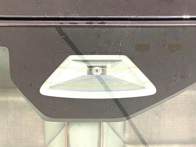 �y�X�Y�L �Z�[�t�e�B�T�|�[�g�z���s���ɑO���̎ԗ�����F�����A�Փ˂������Ȏ��͌x��ƃu���[�L�ŏՓˉ���Ɣ�Q�y�����A�V�X�g�B�����S�Ƀh���C�u�����y���݂��������܂��B