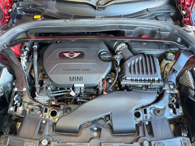 �����X�ł́A�e���[�J�[�̐�p�f�f�e�X�^�[�𓱓��B���Ǝ��i�����e�N�j�J���X�^�b�t���풓���Ă���܂��̂ŁA������̍ۂɂ����S���Ă����p���������܂��B