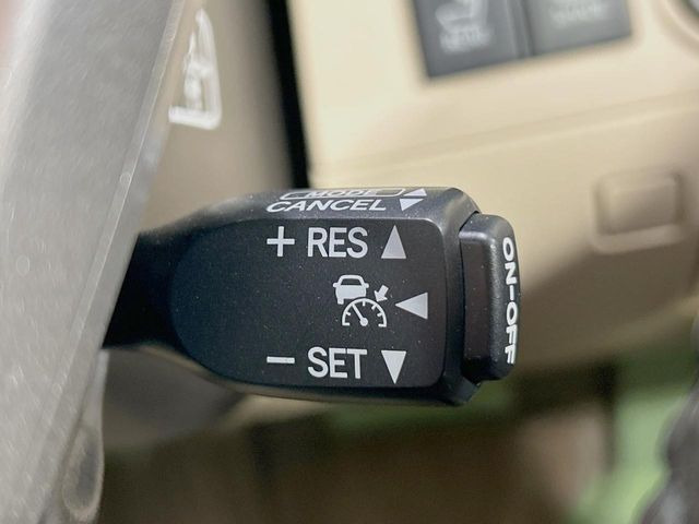 �y���[�_�[�N���[�Y�R���g���[���z�������H�ł̒��������s���y��!!�����ő��x��ۂN���[�Y�R���g���[�����A�Փˌy���V�X�e���ƘA�g���A�O���̎ԗ������m���ĎԊԂ�ۂ悤�ɑ��x���߂��Ă���܂�!!