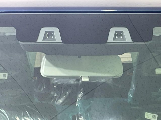 �y�X�Y�L �Z�[�t�e�B�T�|�[�g�z���s���ɑO���̎ԗ�����F�����A�Փ˂������Ȏ��͌x��ƃu���[�L�ŏՓˉ���Ɣ�Q�y�����A�V�X�g�B�����S�Ƀh���C�u�����y���݂��������܂��B