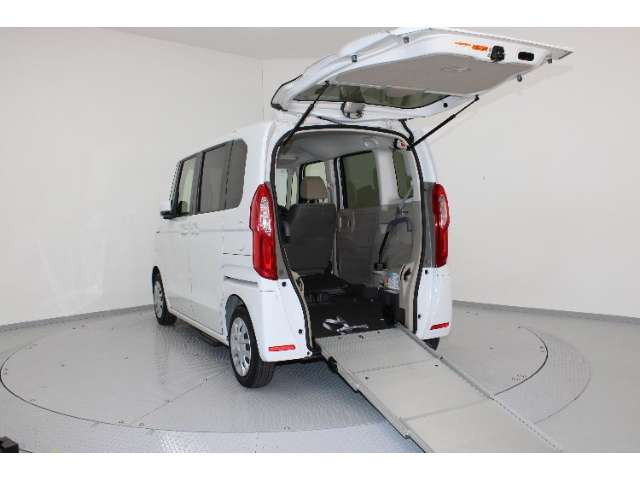 N-BOXG スロープ ホンダセンシング 車いす専用装備装着車