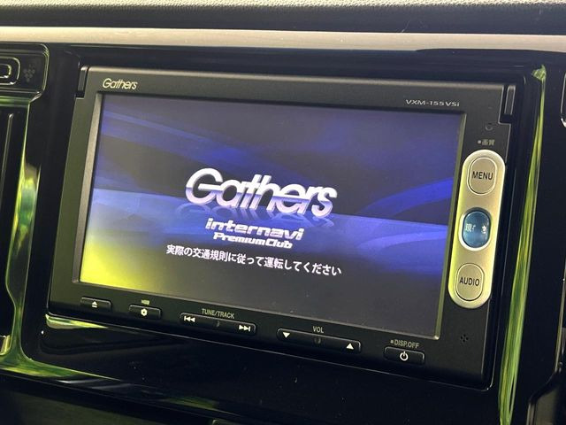 �y�����i�r�z�l�C�̏����i�r�𑕔����Ă���܂��B�i�r�̎g���₷���͂������A�I�[�f�B�I�@�\���[��!�L�����v�◷�s�͂������A�ʋ΂┃�����ȂǕ��i�̃h���C�u���y�����Ȃ�͂���