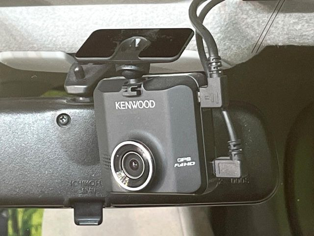 �y�h���C�u���R�[�_�[�z���S�E���S�ȃJ�[���C�t�ɕK�{�̃h���C�u���R�[�_�[�𑕔�!���s���͂������A������^�]�⎖�̂ɑ��������ۂ̏󋵂��f���ŋL�^���A����̃��X�N�ɔ����܂��B