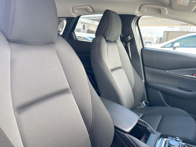 �^�]�Ȃ܂��ɂ͏\���ȃX�y�[�X������A�啿�ȕ��ł��������^�]���Ă�����������ł��B