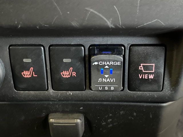 �y�V�[�g�q�[�^�[�z�������ɏd�󂷂�V�[�g�q�[�^�[!�G�A�R����葁�����܂��Ă����̂Ŋ�����̐l�����S�ł��ˁ�G�A�R���̉����͊������邩����A�Ƃ������ɂ����������߂ł��B