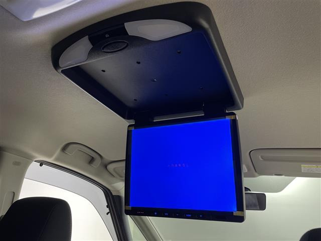 セレナ1.2 e-POWER ハイウェイスターV