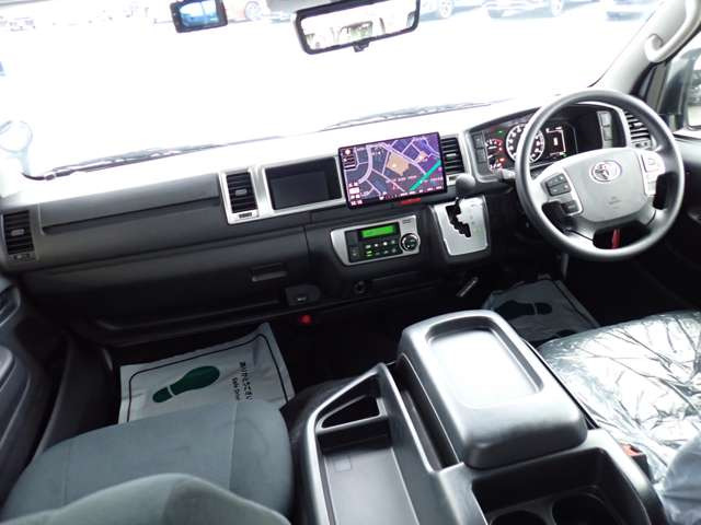 �����X�ł̓I�����C���ł̂����k�������Ă���܂��BZOOM��LINE�Ńr�f�I�ʘb���\�A���莝���̃X�}�z�EPC�E�^�u���b�g��OK!���C�y�ɂ��⍇����������