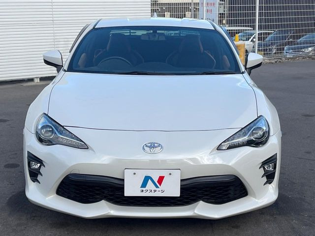 ���Ђł́A�S�ԁw�C�����Ȃ��x�̂��Ԃ̂ݎ�舵���Ă���܂��B��C�o�C���[�ɂ�錵�I�����d����̌�A���Ɍ�̎ԗ��`�F�b�N���s���A�l�N�X�e�[�W���F�肵�����i���Ȓ��ÎԂ����񋟂��Ă���܂��B