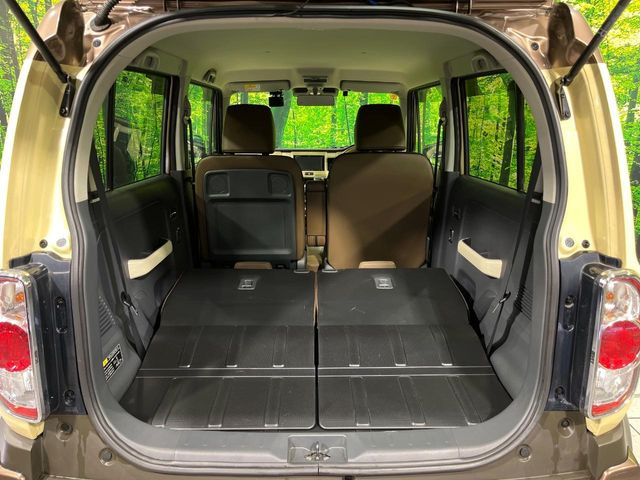 ���i�̂���������ʋ΁A���}���ɏ\���ȉ׎��X�y�[�X���m�ۂ��Ă���܂��B�Z�J���h�V�[�g��|���ƁA�傫�ȉו��̐ύڂ��\�ł���