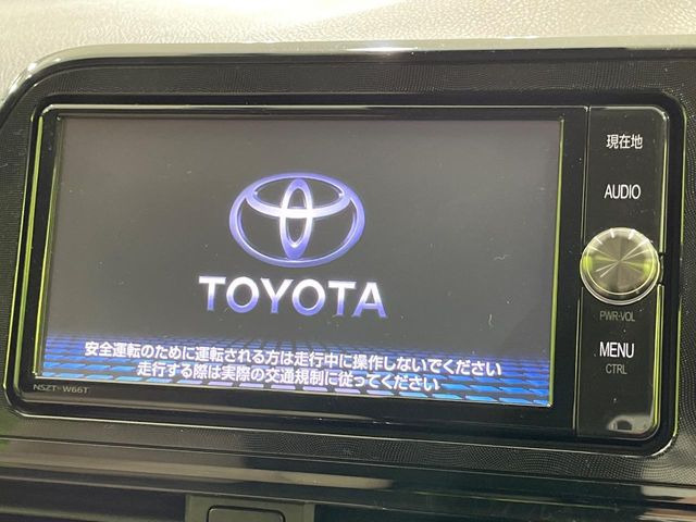 �y�����i�r�z�l�C�̏����i�r�𑕔����Ă���܂��B�i�r�̎g���₷���͂������A�I�[�f�B�I�@�\���[��!�L�����v�◷�s�͂������A�ʋ΂┃�����ȂǕ��i�̃h���C�u���y�����Ȃ�͂���