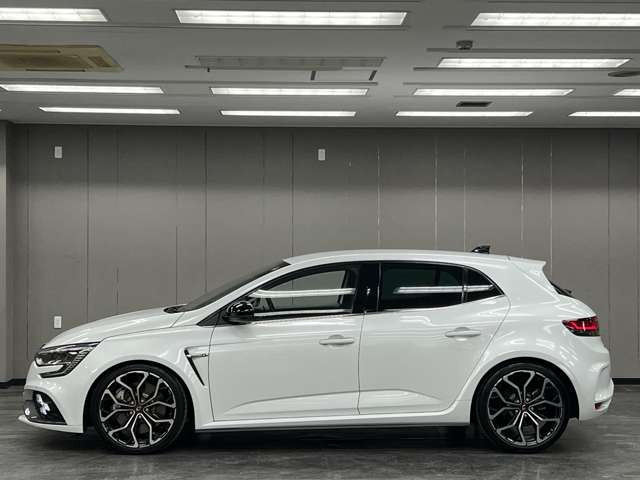 �y�c�Ǝ��ԁz10:00�[19:00�����T���j���A��x�B�N���N�n���^�A�x���̉c�Ƃ͂��d�b�ɂĂ��₢���킹�������B