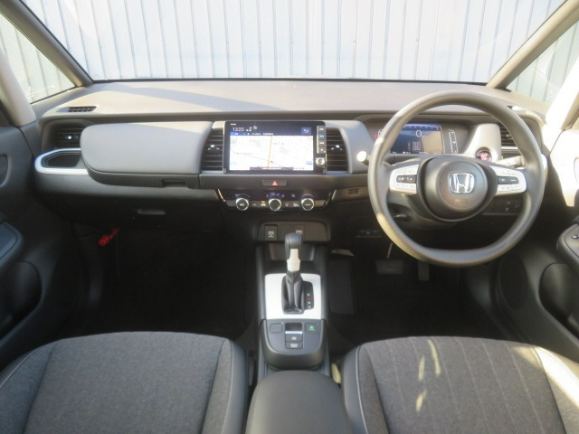 フィット1.5 ホーム 4WD