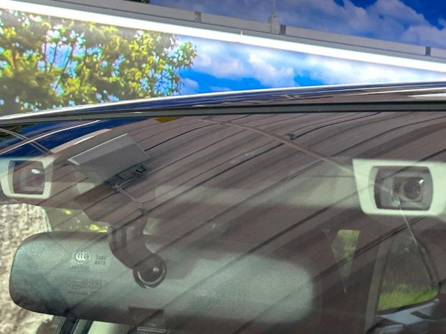 �y�A�C�T�C�gVer3�z�O���̎ԗ��������m���A�Փ˂������Ȏ��͌x��Œ��ӂ𑣂��A�u���[�L�𓥂ޗ͂��T�|�[�g�B�u���[�L�𓥂߂Ȃ������ꍇ�͏Փ˔�Q�y���u���[�L���쓮�A�Փˉ�����T�|�[�g���܂��B