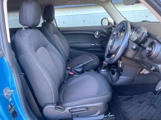 ���V�[�g�̎g�p��:�j��E�ւ�������Ȃ��A�����̒ʂ肫�ꂢ�ȏ�Ԃ��ێ����Ă���܂��B�܂��A�����N���[�j���O�E�R�[�e�B���O�����p�����������܂��B