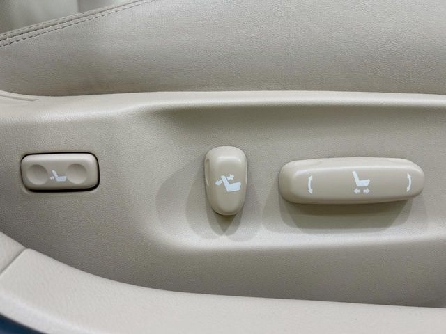 �y�p���[�V�[�g�z�X�C�b�`��ŊȒP�ɃV�[�g�̔��������\!�d��������͂�����܂���!�����ɍœK�ȃV�[�g�|�W�V�����ɃZ�b�g���āA���K�ȃh���C�u�����y���݂��������B