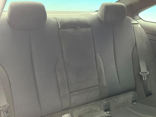 ���㕔���Ȃ��C�ɂȂ�悤�ȃL�Y�E�����ւ��蓙�A�傫�ȃ_���[�W�͂Ȃ��A�ǍD�ȏ�Ԃł��B