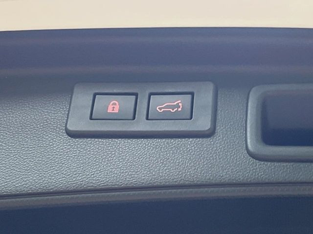 �y�p���[�o�b�N�h�A�z�X�}�[�g�L�[��^�]�Ȃ̃{�^�������������Ń��A�Q�[�g�������ŊJ���܂�!�ו��������Ă��鎞��A�����ʒu�ɂ���o�b�N�h�A��߂�ۂɕ֗��ȋ@�\�ł���