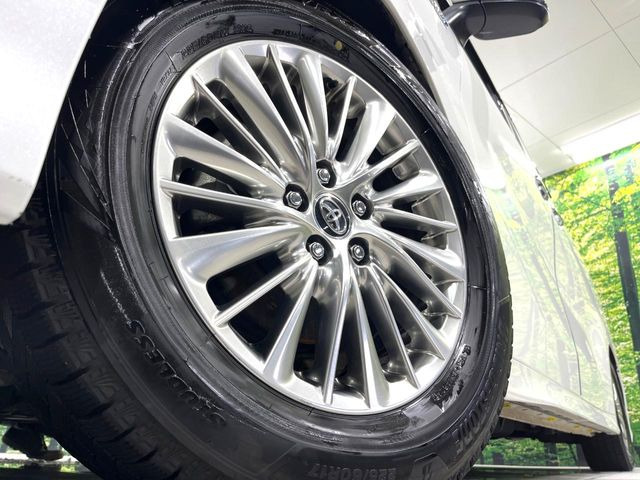 �y����17�C���`�A���~�z�C�[���z�O�ςɃ}�b�`���������A���~�z�C�[���𑕒����Ă���܂��B�e��ЊO�A���~�z�C�[����A�X�^�b�h���X�^�C�����戵�����Ă���܂��B���񂲑��k����������