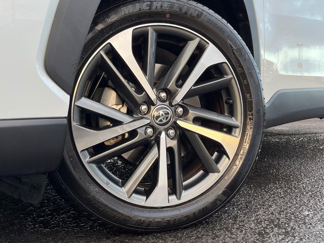 �y����18�C���`�A���~�z�C�[���z�O�ςɃ}�b�`���������A���~�z�C�[���𑕒����Ă���܂��B�e��ЊO�A���~�z�C�[����A�X�^�b�h���X�^�C�����戵�����Ă���܂��B���񂲑��k����������