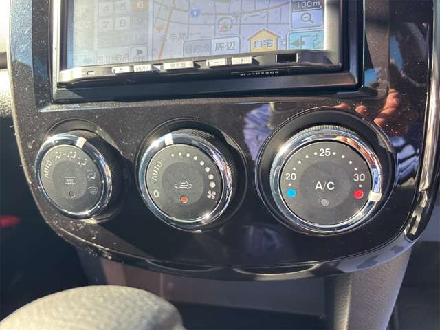 �֗��ȃI�[�g�G�A�R��