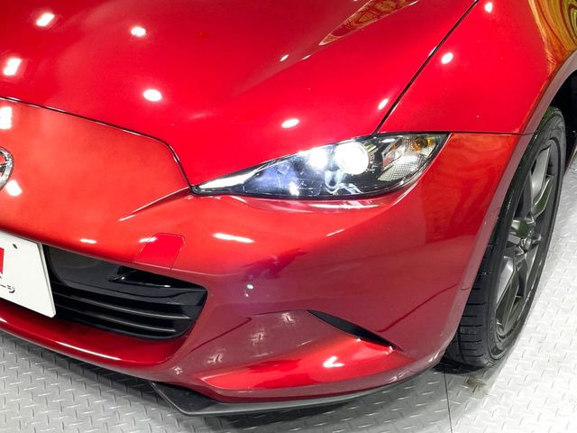 �yLED�w�b�h���C�g�z���V����ԑ��s�����ǍD�Ȏ��E���m�ۂ����S���ĉ^�]�ł��鍂�P�xLED�w�b�h���C�g�𑕔�!�_�����x�������A����d�͂��}�����Ă��܂��B