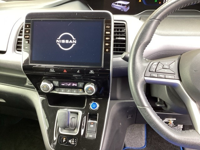 セレナ1.2 e-POWER ハイウェイスターV