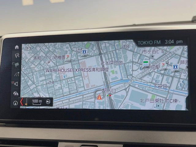 �������i�r:��̊��̂���i�r�́A����������ԓ������o���Ă���܂��B�I�[�f�B�I�@�\���[�����Ă���܂��̂ŁA�^�]�����y���߂܂���