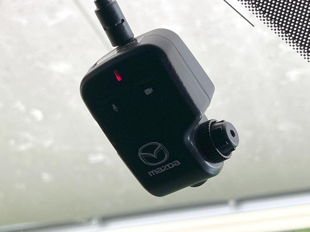 �y�h���C�u���R�[�_�[�z�h���C�u���R�[�_�[����!���s���͂������A������^�]�⎖�̂ɑ��������ہA�f���ŋL�^���A����̃��X�N�ɔ����܂��B���L�^�pSD�J�[�h�͂��q�l�����g�ł��������������K�v������܂��B