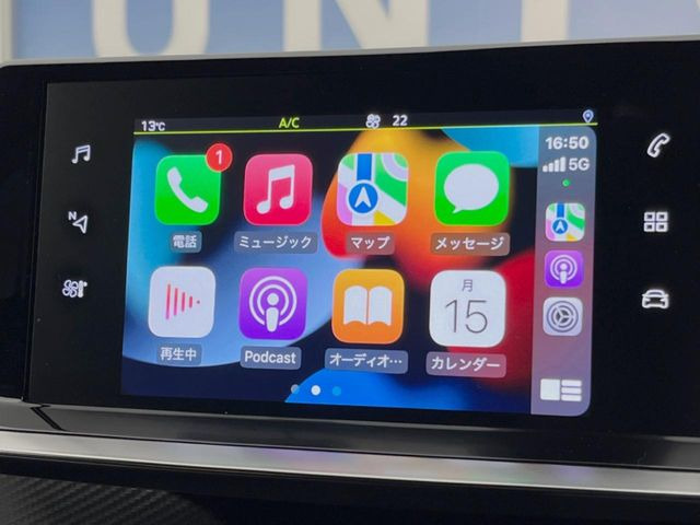 ��Apple Car Play:�X�}�z�Ƃ̗L���ڑ��ŁA�i�r�E�I�[�f�B�I�Đ��ȂǃX�}�z�̃A�v���@�\����ʂł��g����֗��@�\�ł�!