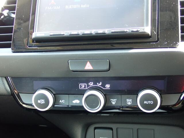 �I�[�g�G�A�R�������B���x�ݒ肪�o���āA�������K�ł���B