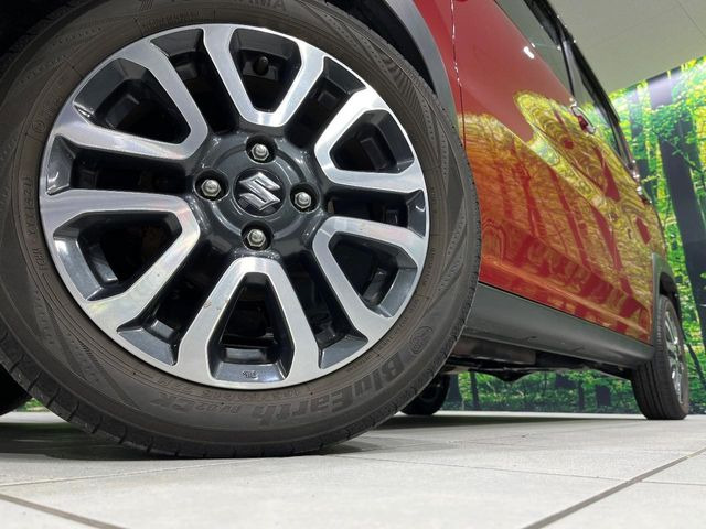 �y����15�C���`�A���~�z�C�[���z�O�ςɃ}�b�`���������A���~�z�C�[���𑕒����Ă���܂��B�e��ЊO�A���~�z�C�[����A�X�^�b�h���X�^�C�����戵�����Ă���܂��B���񂲑��k����������