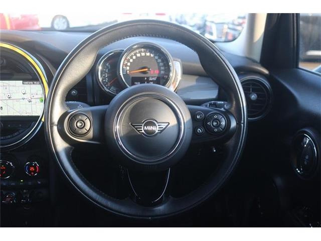 ���Ǝҗl�ւ̔̔��͂��f�肳���Ă��������܂��B �Ԍ������ԗ��̏ꍇ�́A�Ԍ����擾�������x�������z�ŕ\�����Ă���܂��B