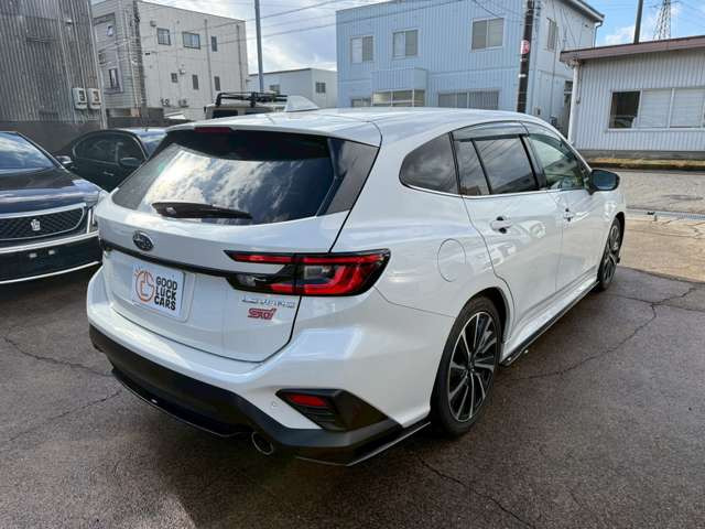 レヴォーグ1.8 STI スポーツ EX 4WD