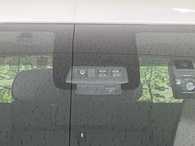 �y�g���^�Z�[�t�e�B�Z���X�z���s���ɑO���̎ԗ�����F�����A�Փ˂������Ȏ��͌x��ƃu���[�L�ŏՓˉ���Ɣ�Q�y�����A�V�X�g�B�����S�Ƀh���C�u�����y���݂��������܂��B